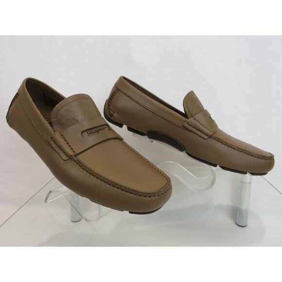 NIB FERRAGAMO NEWTON BROWN LEATHER GANCINI EMBOSSED PENNY DRIVING LOAFERS 11 D main image 10
